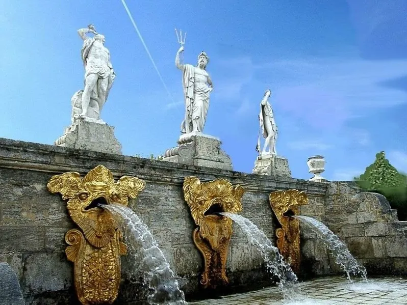 Мост-ат­тик