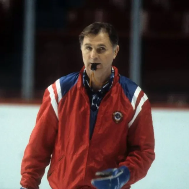 От­но­шения с тре­нером Ти­хоно­вым