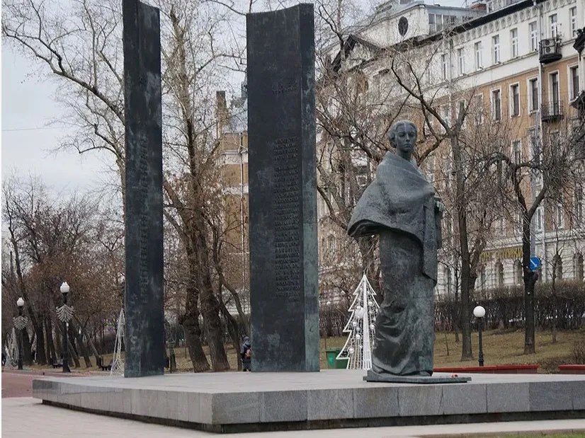 Ком­по­зиция