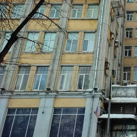 Ок­на раз­но­го раз­ме­ра