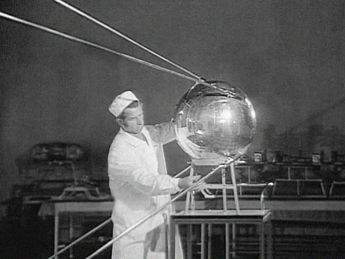 СССР в зе­ните кос­ми­чес­кой сла­вы