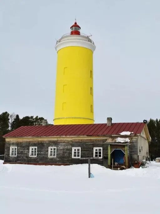 Са­мый ста­рый ка­мен­ный — Мудь­юг­ский