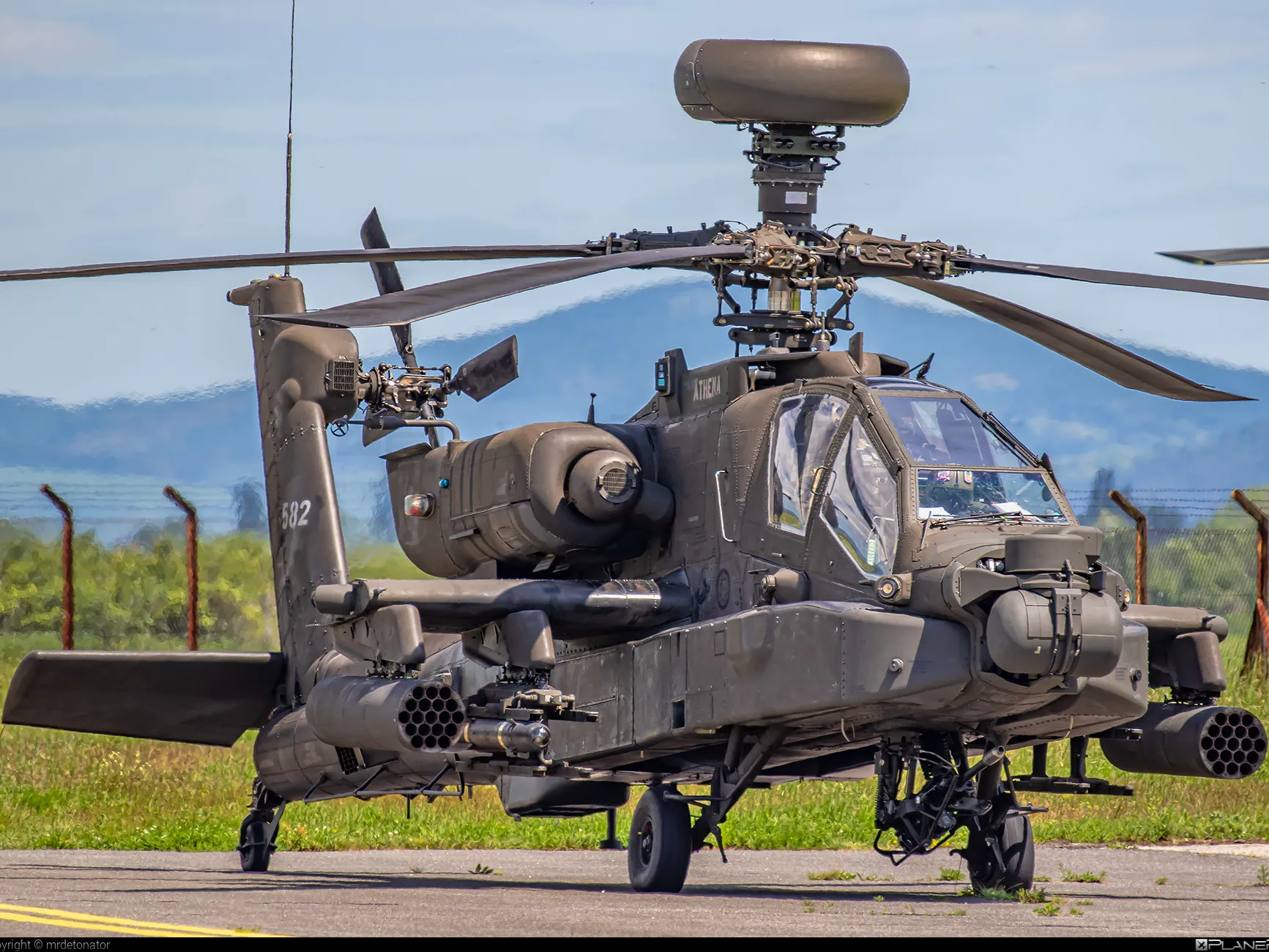 AH-64D Apache Longbow 